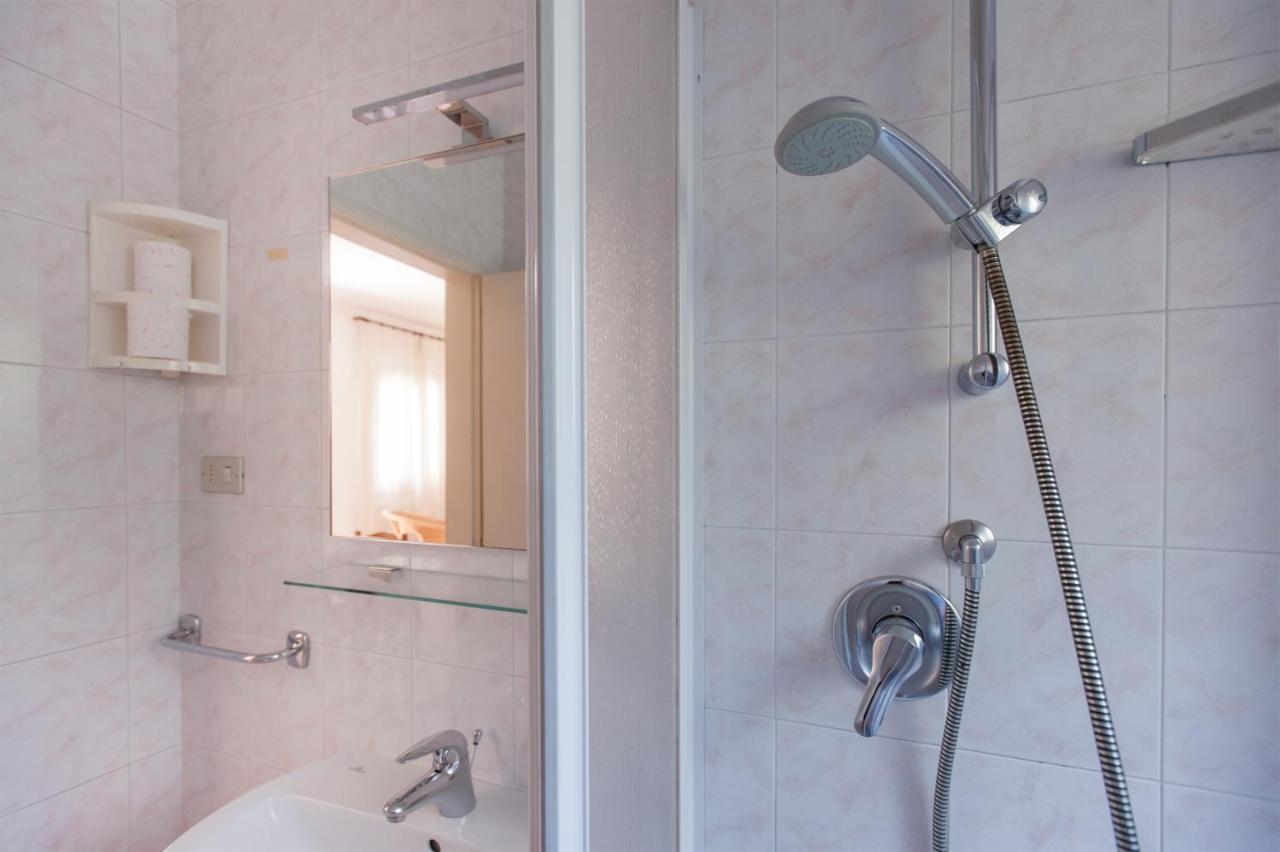 Casa Doppia Apartment Torbole Sul Garda Ngoại thất bức ảnh